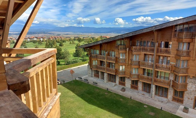 Razlog Apartment | Airy Studio Pirin Golf Aparthotel H2A92
