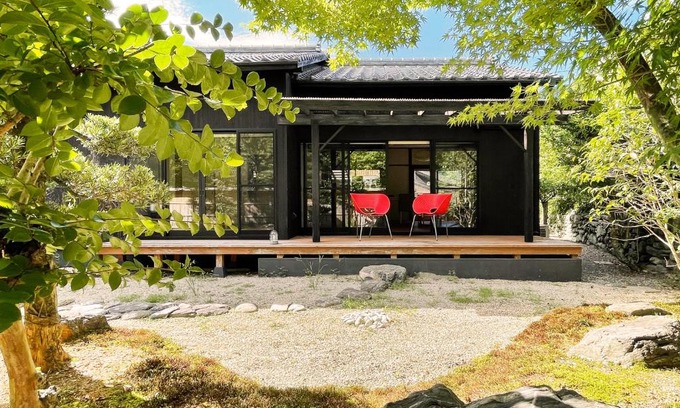 Asakura Villa | Akizuki Niwa (Garden) House