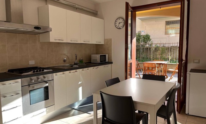 Arezzo Apartment | Alò - One Bedroom Apartment, Sleeps 2
