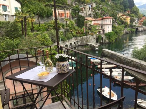 Cannero Riviera House | Al vecchio porto casa a Cannero