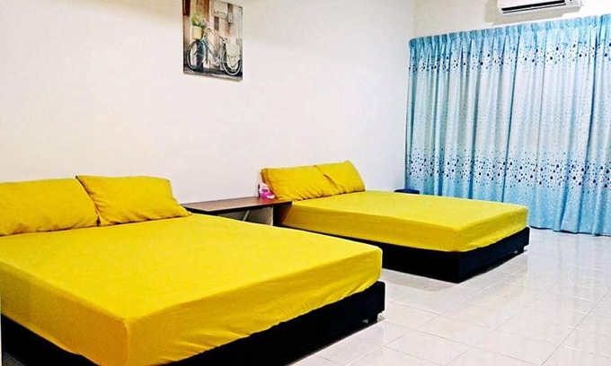 Pangkor Island Apartment | “Alan Homestay” Pangkor Lot 10
