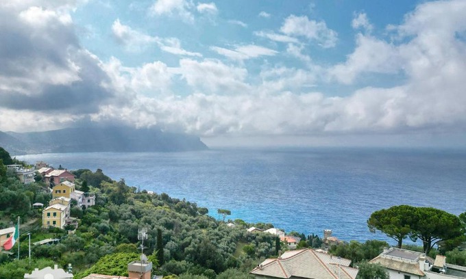 Pieve Ligure House | ALBA E TRAMONTO