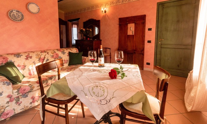 La Morra House | Alba Morus - Apartment in farmhouse (ground floor) - La Morra