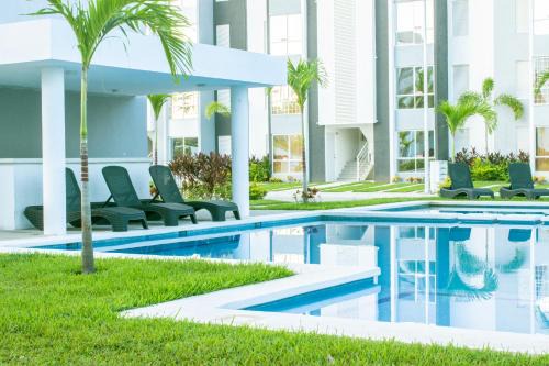 Acapulco Apartment | Alberca, Playa Cercana & Club de Playa opcional -Departamento E13D302