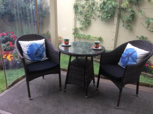 Whitianga Bed & Breakfast | Albert Mews B and B