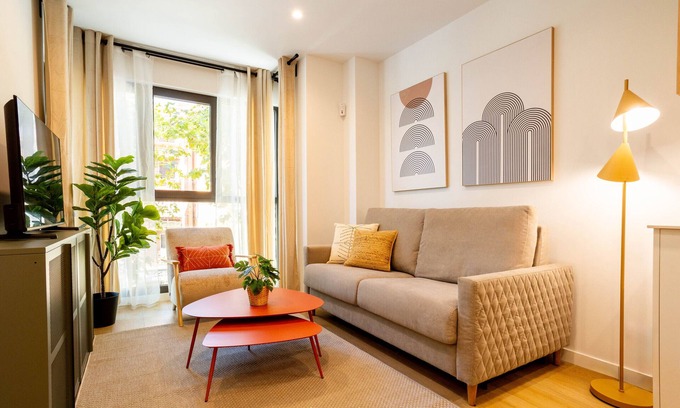 Ciudad Lineal Apartment | Alcala IV apartament in Madrid