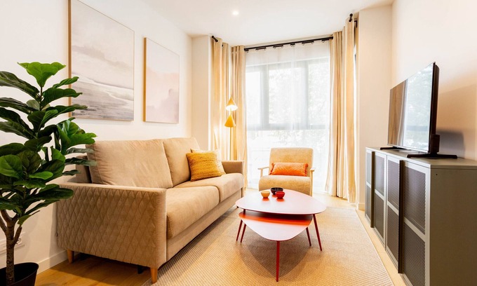 Ciudad Lineal Apartment | Alcala VII apartament in Madrid