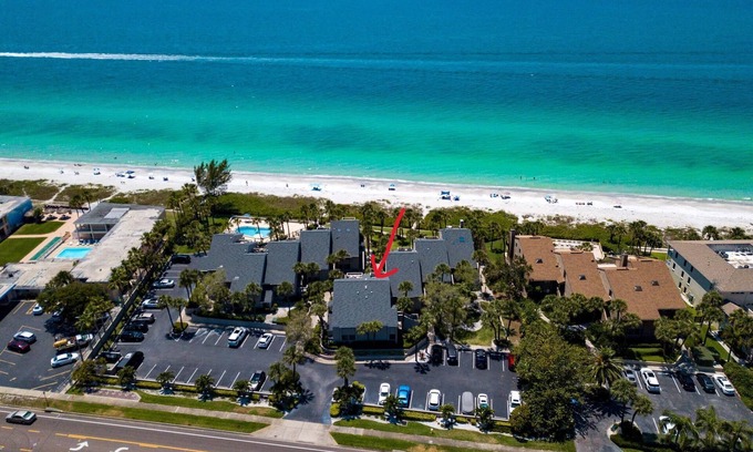Belleair Beach Condo | Aldea A7 BEACHFRONT Quiet Belleair