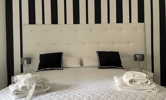 Matera House | Alderi room rentals, rooms with private bathrooms