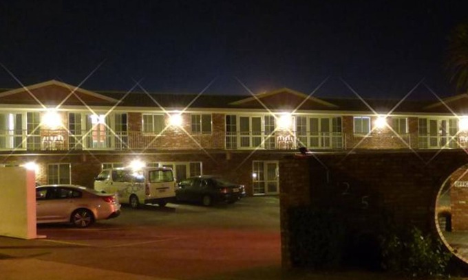Alexandra Hotel | Alexandra Heights Motel