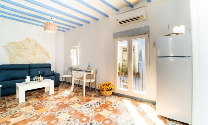 Old Town Apartment | Alhambra Dreams 1958