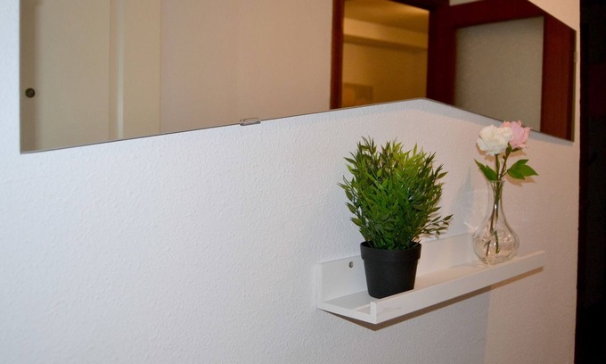 Zaragoza Old Town Apartment | ALIERTA APARTMENTS - Lórien Gray