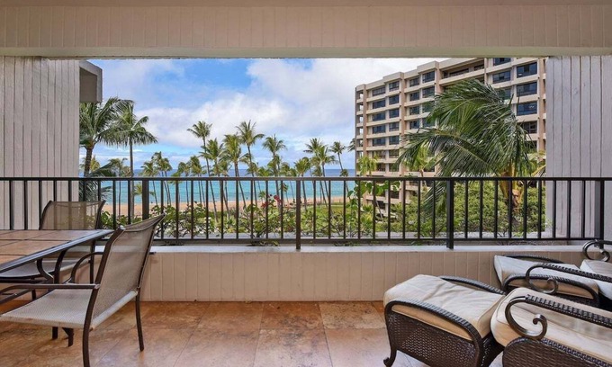 Kaanapali Condo | ALII 456 OceanFront Tropical Getaway w Ocean Views