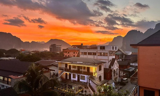 Vang Vieng Hotel | Alisona Guesthouse