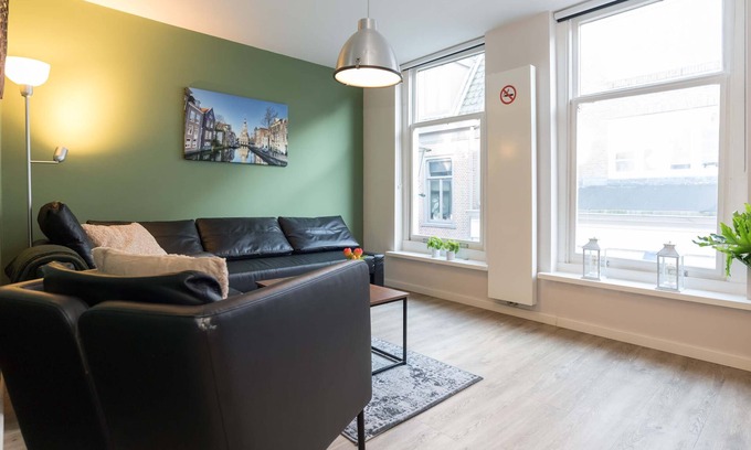 Alkmaar Apartment | Alkmaar City Centre Apartment A