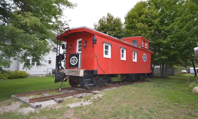 Boyne City House | All Aboard!