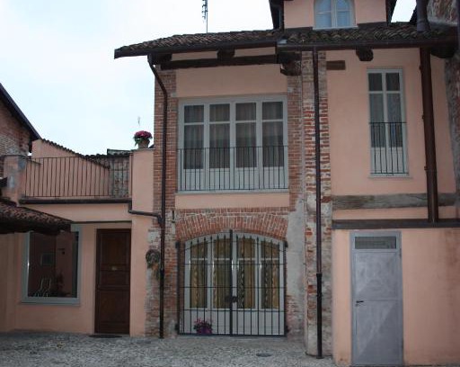 Cherasco House | All'Imperatore