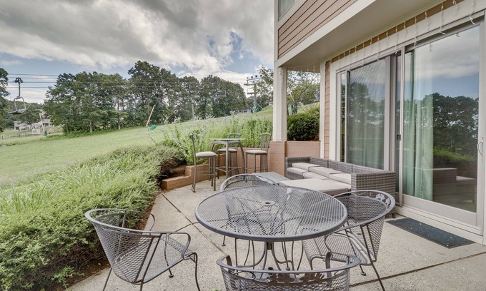 Wintergreen Condo | All-Season Fun! Wintergreen Resort Condo w/Views