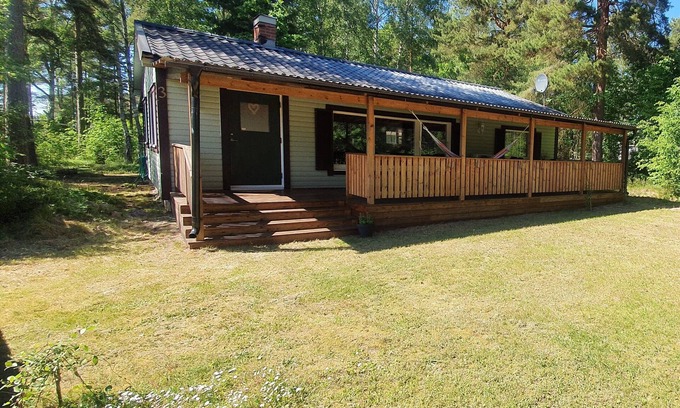 Monsteras Cottage | All year round villa near the beach.