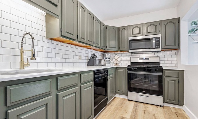 Downtown Buffalo Apartment | Allentown Brand New