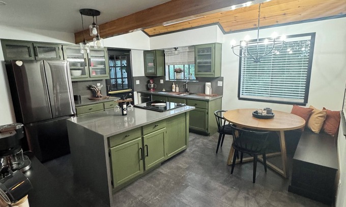 Old Southwest House | Alley way gem! Hot tub, Sauna, Steam Shower, Full adult game room, pool table!
