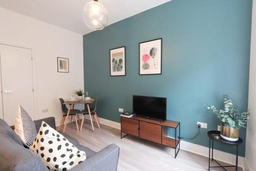 Bristol City Centre Apartment | Alliance House - Hopewell
