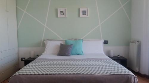 Zona XXXIII Acilia Sud Apartment | Alloggio turistico a Giardino di Roma