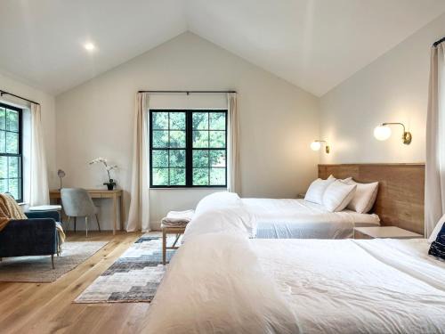 Hendersonville Hotel | Allora
