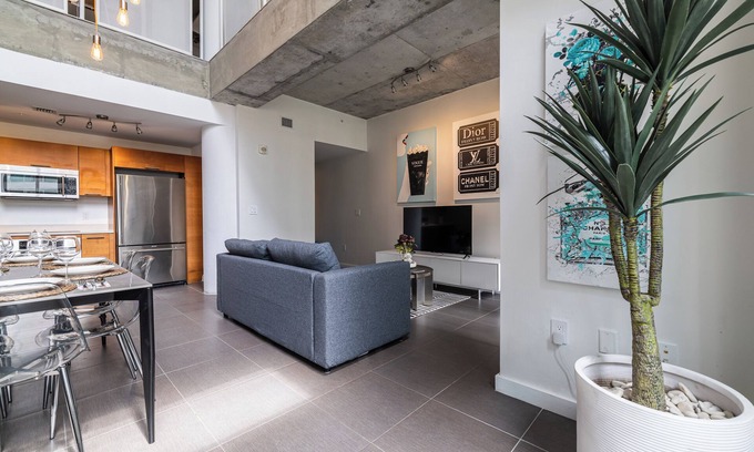 Midtown Condo | Alluring condo between DD & Wynwood-Miami Midtown