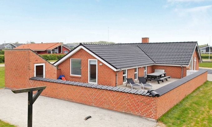 Vinderup House | Alluring Holiday Home in Vinderup with Sauna