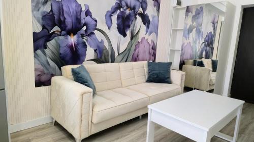 Iasi Apartment | Alluring Palas 1-bedroom apartment