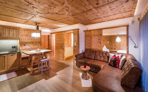 Luson Apartment | Alma Apartments