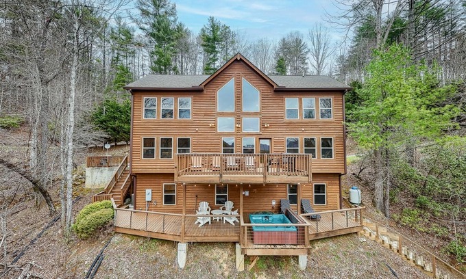 Almond Cabin | Almond Joy Hideaway- Near Fontana Lake