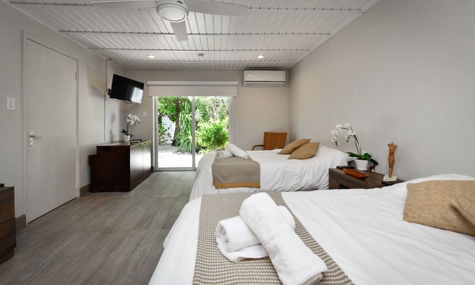 Oranjestad House | ALOE B&B