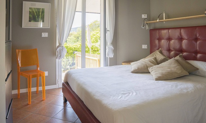 Bargonasco Apartment | ALOE (Villa Luisa): Peace and Relaxation just 2 steps from the sea