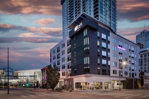 Downtown Denver Hotel | Aloft Denver Downtown