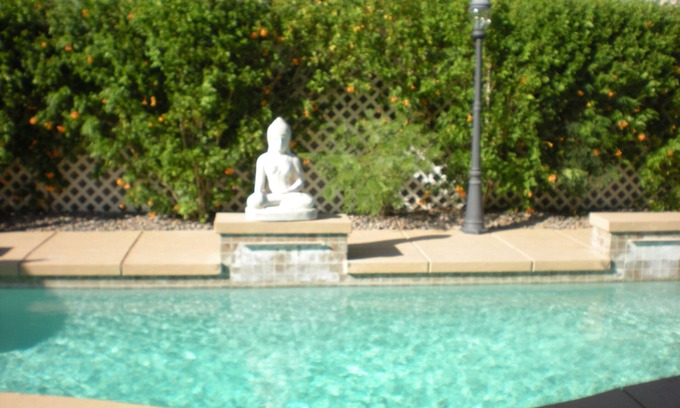 Desert Palms House | Aloha In The Desert With A Pool- 30 night minimum & 4 months winter bookings..