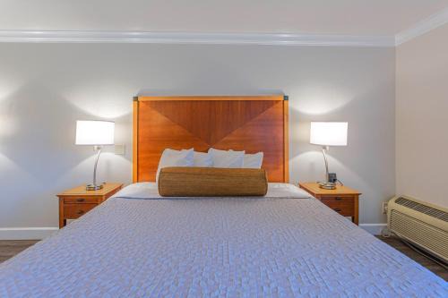 Arroyo Grande Hotel | Aloha Inn