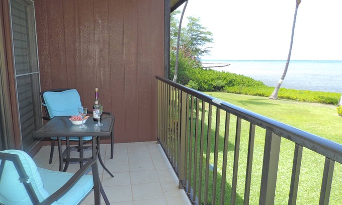 Kaunakakai Condo | ALOHA OceanFront Condo w.A/C, Molokai, Hawaii Watch whales Dec-April.
