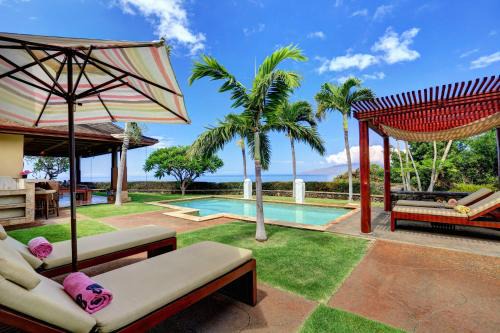 Historic Lahaina Front Street House | Aloha Spirit Maui