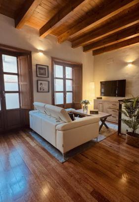 San Bartolome Apartment | Alohamundi Judería