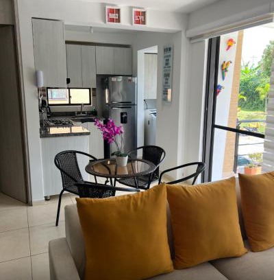La Tebaida Apartment | Alojamiento Familiar Premium - Con Piscinas, Jacuzzi y Capacidad 13 - By Molca Travel