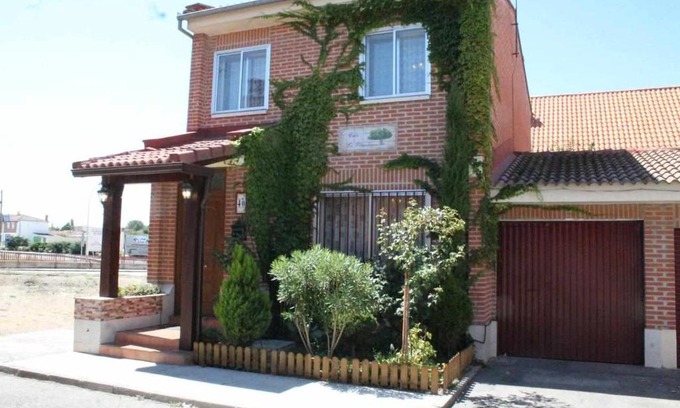Olmedo House | Alojamiento La Olmedana