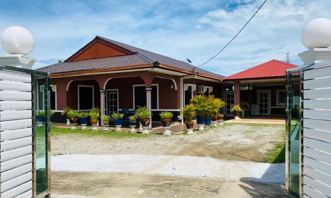 Lubok Buaya Apartment | ALOR SENARI HOMESTAY PRIVATE POOL