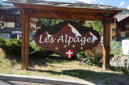 Val Cenis Apartment | "Alpages de Val Cenis"-Skis aux pieds-Spa-Wifi-Garage-Calme!