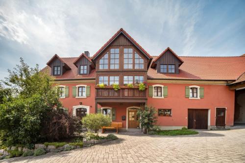 Dinkelsbuehl Apartment | Alpaka Erlebnishof
