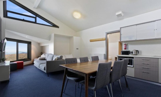 Hotham Heights Apartment | Alpine Heights 27