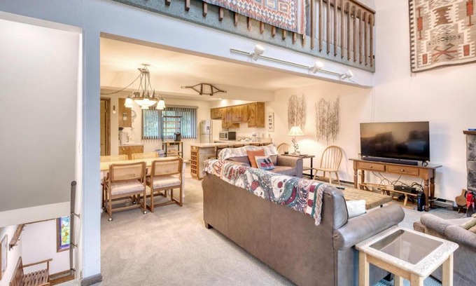 Ellicottville House | Alpine Meadows 30