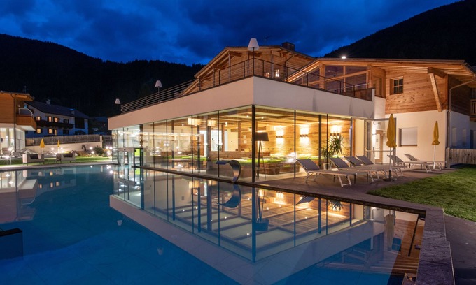 Valle San Silvestro Hotel | Alpine Nature Hotel Stoll