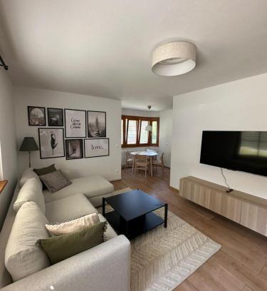 Hermagor-Pressegger See Apartment | Alpine Oasis